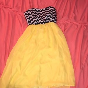 chevron top dress with yellow bottom.